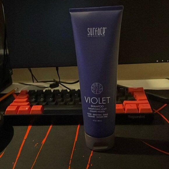 Surface violent shampoo - Picture 1 of 4